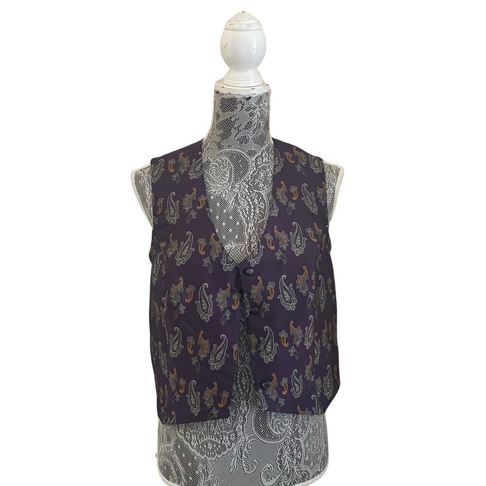 Vintage 90s Victoria’s Secret Gold Label Paisley Print Silk Blend Vest Purple
